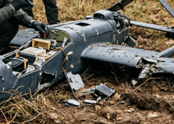 Lietuva aiškinasi Latvijoje numušto drono kilmę: kodėl atsakymo vis dar nėra