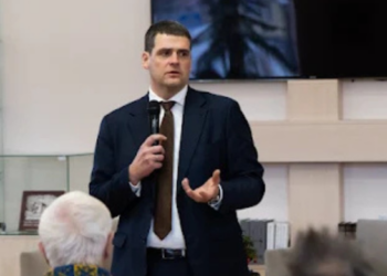 Sekimas, filmavimas ir „profiliavimasis”: ar R. Žemaitaičio metodai peržengia demokratijos ribas?