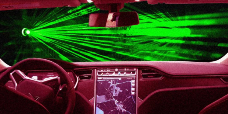 Tesla nori valyti stiklą lazeriu. Rimtai.