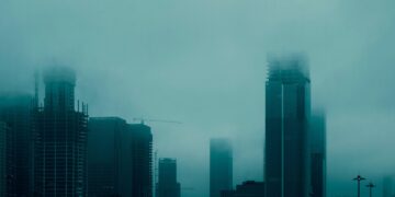 Iliustracija: doomsday style, cyan-blue, foggy day, ruins, city, building, wasteland style, cloudy day, foggy day, city, city, city, city, city, cloudy day, cloudy day