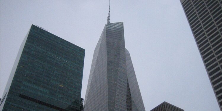 Bank of America perka 1,32 mln. DXC akcijų