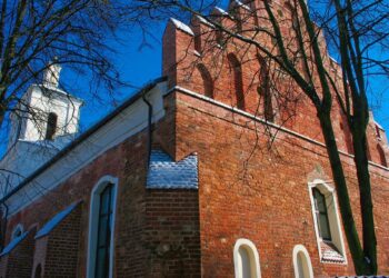 Vaiko teisių specialistai bažnyčiose spalį baigs QR kodų patikras