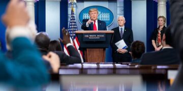 Trump Media akcijos kainuoja 9 dolerius, modelis rodo 1,41
