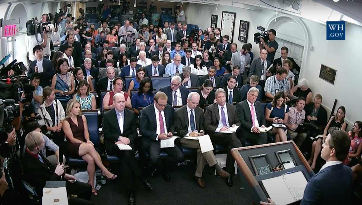 Trump Media akcijos kainuoja 9 dolerius, modelis rodo 1,41 — iliustracija straipsnyje