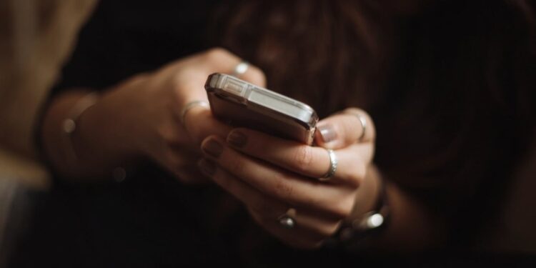 Kaip atšaukti banko pavedimą: ką daryti suklydus ir kada galima susigrąžinti pinigus