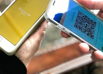Kaip perkelti duomenis į naują telefoną: kontaktų, nuotraukų ir programėlių perkėlimo būdai