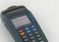 Kaip užginčyti mokėjimą banko kortele: veiksmai, terminai ir reikalingi įrodymai