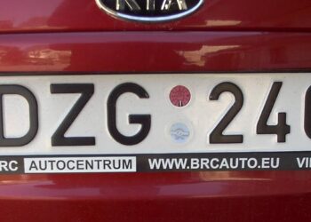 Kaip pasitikrinti automobilio draudimą internetu: žingsniai ir ką reiškia rezultatai