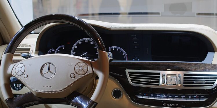 ES nuo lapkričio įveda automobilių pasą su 20 metų duomenimis