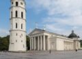 Svetimi dokumentai nepadėjo: į Paryžių per Varšuvą vykę du šrilankiečiai sustabdyti Vilniuje