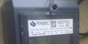 Kaip sumažinti elektros sąskaitą namuose: praktiški būdai taupyti elektrą