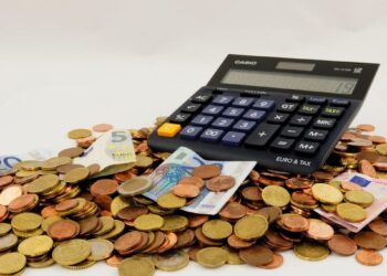 Kaip pasirinkti kaupimą pensijai: kokius mokesčius taiko pensijų fondai