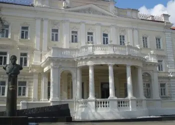 Robertas Kaunas atsiprašė dėl 47 559 eurų KAM šventės
