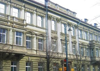 NMA direktorius laikinai nušalintas nuo pareigų, ministerija pradeda vidinį tyrimą