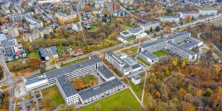 Aplinkos ministerija peržiūri priedangų įrengimo reglamentavimą: konkrečių siūlymų laukiama 2026 metų pabaigoje