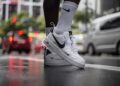 Iliustracija: nike, air force, manilla, street shoot, shoes, wet street, fashion, clothing, sneakers, puddle, sports, rain, wet, street, nature, footwear, water, gray water, gray rain, gray fashion, gray clothes, gray street, gray sports, gray shoes